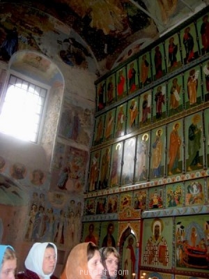 Православные храмы и монастыри - Иконостас Свято-Троицкого собора.jpg