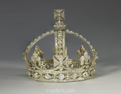 Великобритания - 3Victorias-Small-Diamond-Crown.jpg