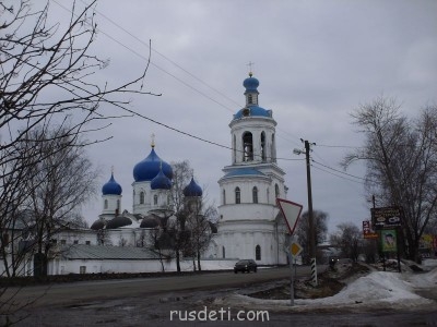 Боголюбский монастырь. Весна 2013.
