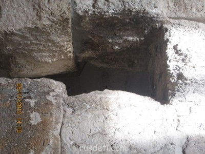 Вот они... не знаю. как перевернуть фото здесь.